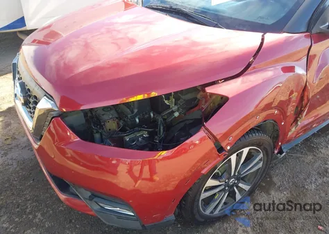 2019 Nissan Kicks Sr из США, поврежденный, VIN 3N1CP5CU8KL510108